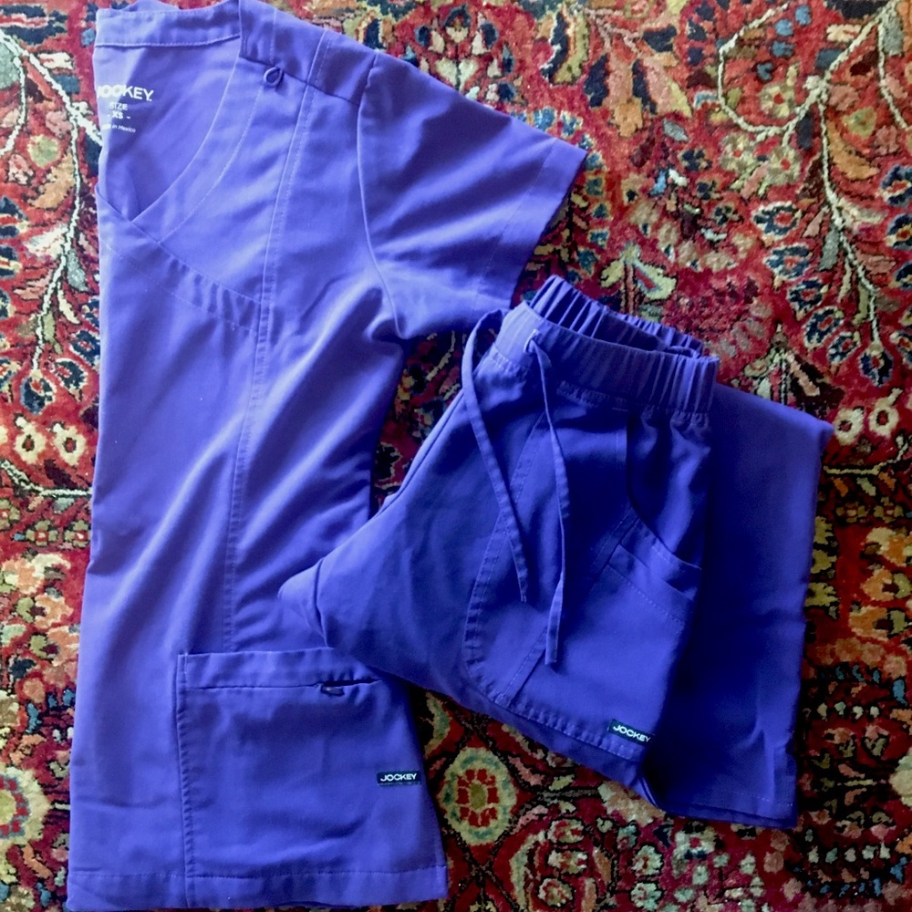 Purple XXS jockey v neck scrub top & purple XSP jockey scrub pants